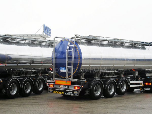 Semiremorci cisterna - transport produse alimentare