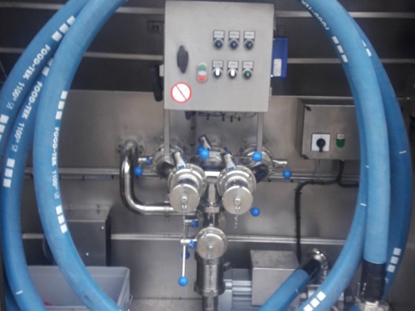 Suprastructuri cisterna pentru colectare lapte