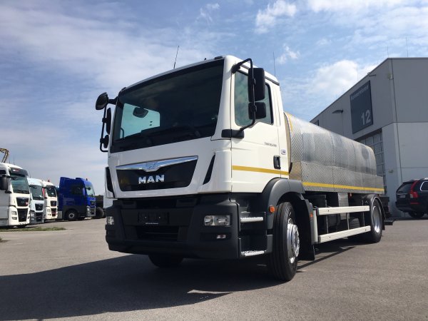 MAN TGM 18.290 cu cisterna de LAPTE