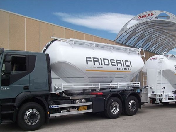 SUPRASTRUCTURI SI REMORCI SILOZ