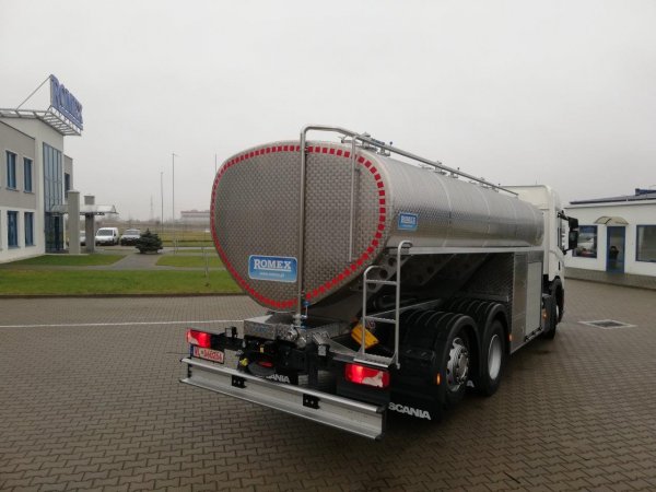 Suprastructuri cisterna pentru colectare lapte