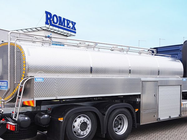 Suprastructuri cisterna pentru colectare lapte